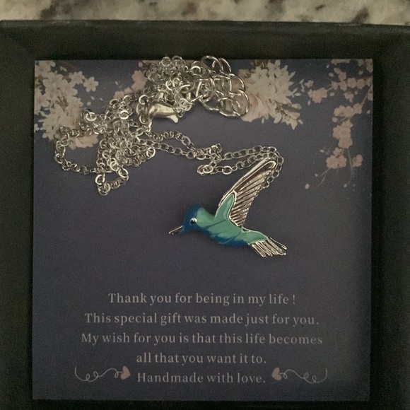 Blue Pendant Hummingbird Necklace - Picture 4 of 7